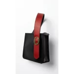 شنطه اونا جلد يد ملتويه اسود في احمر- اسود